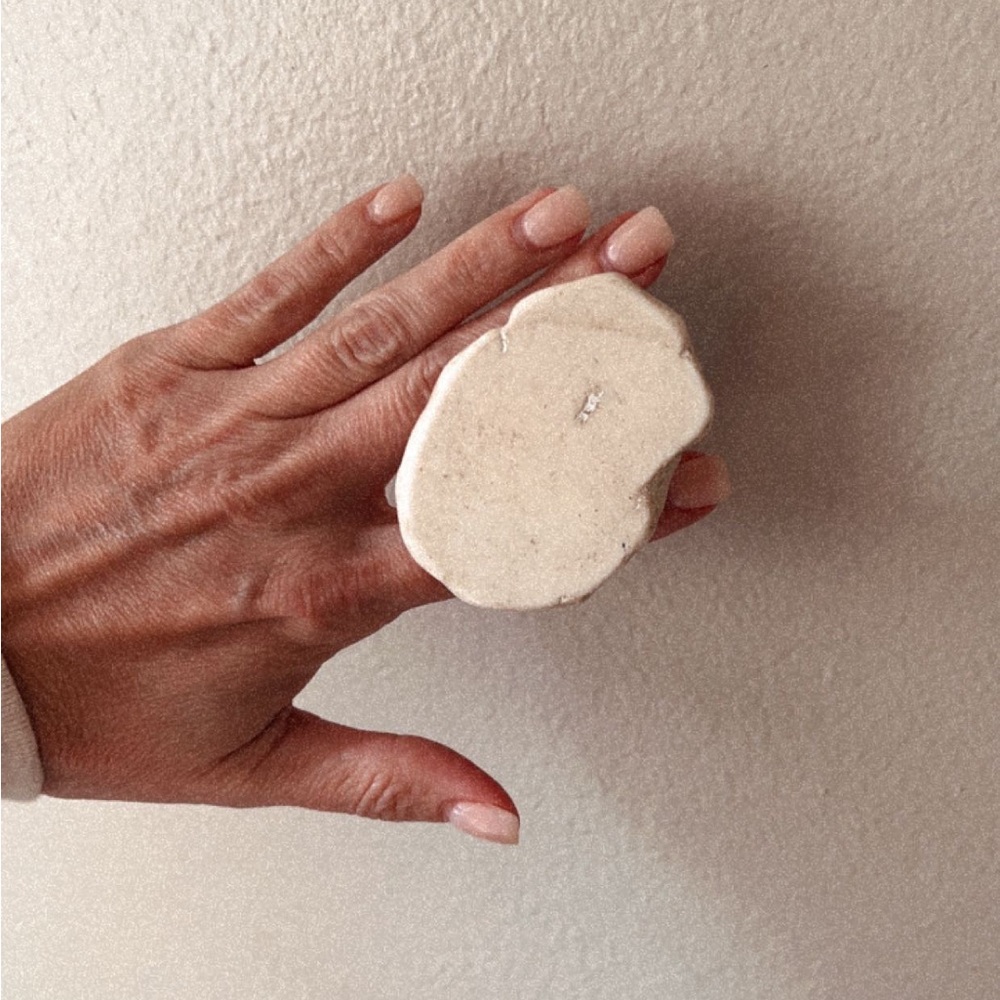 Western White Stone Popsocket